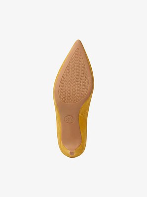 Alina Flex Suede Pump
