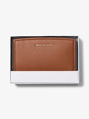 Bryant Medium Pebbled Leather Wallet