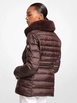 Veste matelass&eacute;e en fausse fourrure