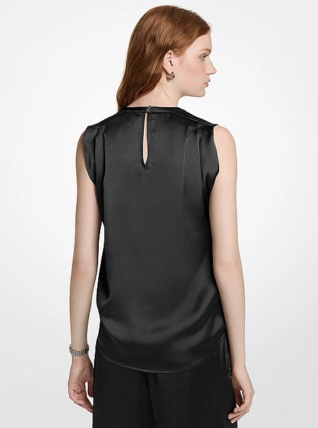 &bull; Blouse <br/>&bull; Satin <br/>&bull; 100% polyester <br/>&bull; Machine wash <br/>&bull; Imported <br/>&bull; Model is 5&rsquo;10&rdquo;/178 cm wearing size XS