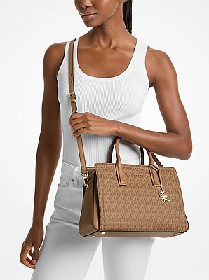 Bolso satchel Laila mediano con logotipo exclusivo