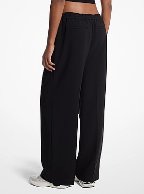 Pantalone sportivo in cr&ecirc;pe con pieghe