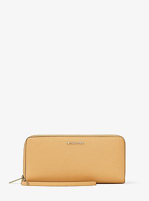 Jet Set Travel Large Pebbled Leather Wristlet