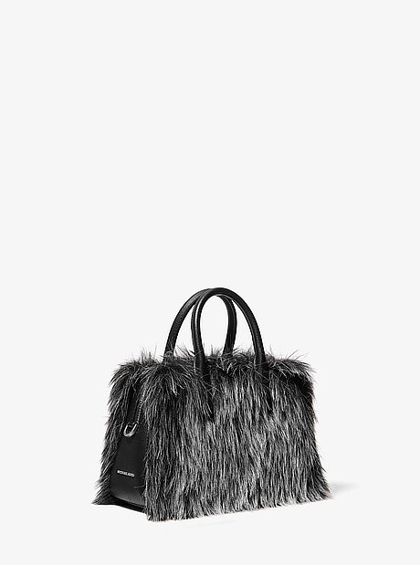 Tr&egrave;s petit sac &agrave; bandouli&egrave;re Laila en fausse fourrure