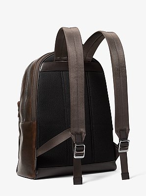 Mochila Pacey con acabado pulido