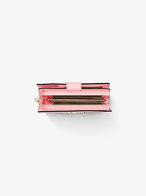 Porte-billets Jet Set Travel de taille moyenne &agrave; logo grav&eacute;