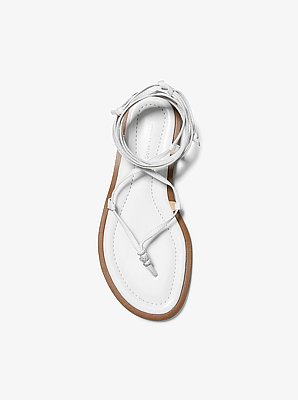 Sandale &agrave; lacets Khloe en cuir travaill&eacute;