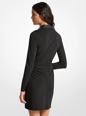 Mini vestido el&aacute;stico fruncido de punto mate el&aacute;stico con botones a presi&oacute;n