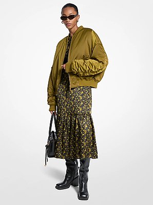 Chaqueta bomber de cir&eacute; de sat&eacute;n