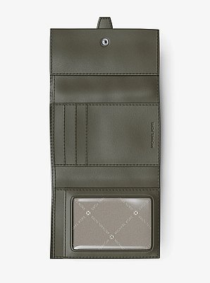 Billetera Greenwich mediana con tres pliegues de piel
