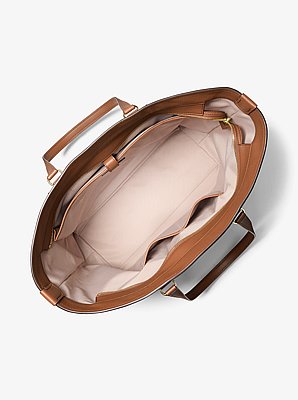 Jet Set Travel Extra-Large Logo Embossed Leather Tote Bag