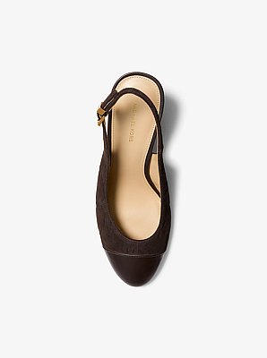 Zapato de sal&oacute;n Piper Flex de gamuza con tal&oacute;n descubierto