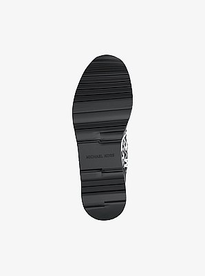 Andi Graphic Logo Trainer