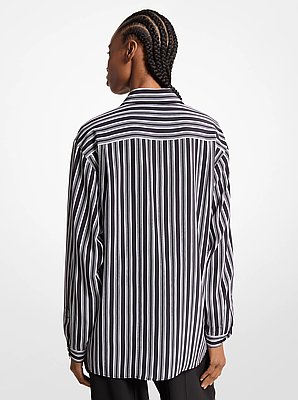Camisa boyfriend em crepe de China de seda &agrave;s riscas