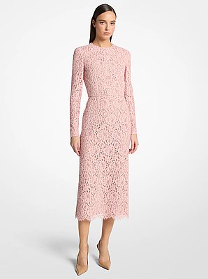Vestido recto con encaje floral con relieve
