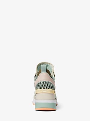 Crista Mixed-Media Trainer