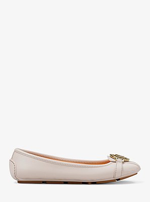 Mocas&iacute;n Fulton de piel