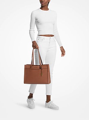 Bolso tote Jet Set Travel de bolsillo grande de piel saffiano
