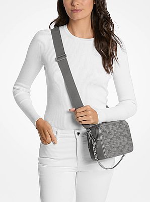 Bandolera para c&aacute;mara Bryant mediana de piel pulida