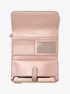 Jet Set Medium Pebbled Leather Smartphone Wristlet