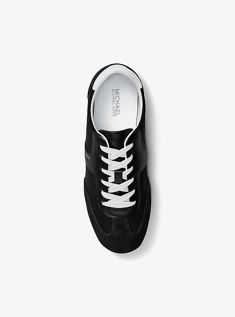Zapatilla deportiva Claro