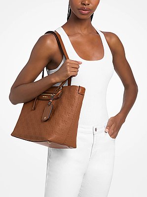 Jet Set Travel Medium Logo Embossed Leather Tote Bag
