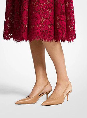 Zapato de sal&oacute;n abierto Emma de piel