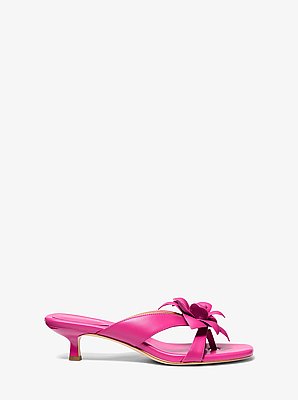 Sandale &agrave; talon bobine Jacie en cuir &agrave; ornements floraux