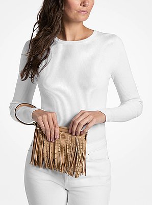 Pochette-bracelet en microsu&egrave;de de polyester &agrave; clous et &agrave; franges