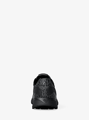 Dax Mixed-Media Trainer
