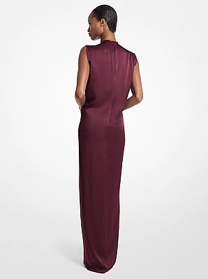 Vestido largo de corte recto de sat&eacute;n charmeuse con drapeado