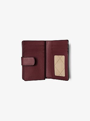 Portefeuille de taille moyenne en cuir &agrave; grain crois&eacute;