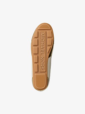 Brielle Sneakerina