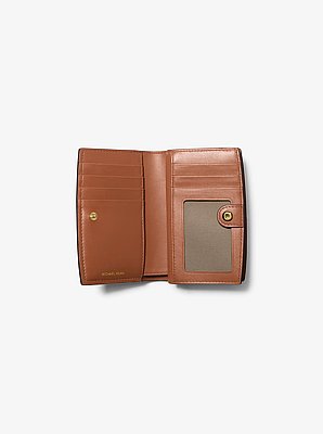 Bryant Medium Pebbled Leather Wallet
