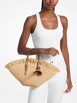 Isa Small Hand-Crocheted Tote Bag