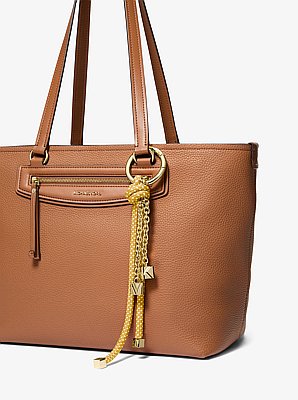 Ciondolo da borsa in tonalit&agrave; oro con cordoncino screziato