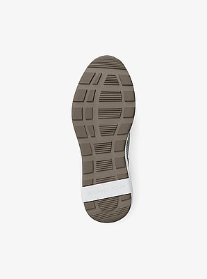 Trevor Mixed-Media Trainer