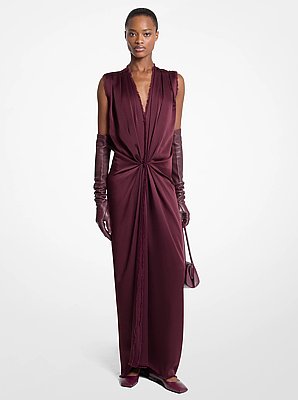 Vestido largo de corte recto de sat&eacute;n charmeuse con drapeado