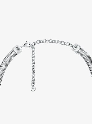 Collar de cadena de serpiente tubogas de lat&oacute;n chapado en metales preciosos