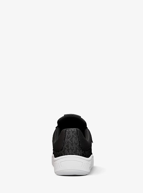 Zapatilla Kai de varios materiales