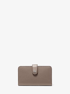 Jet Set Travel Medium Pebbled Leather Wallet