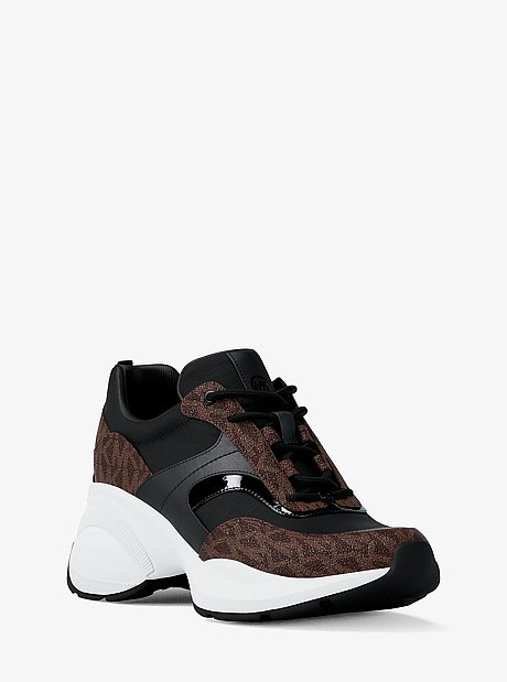 Kaia Signature Logo Trainer