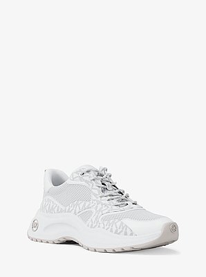 Levie Mixed-Media Trainer