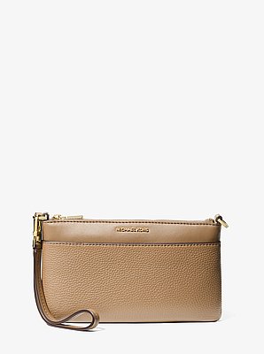 Jet Set Medium Pebbled Leather Wristlet