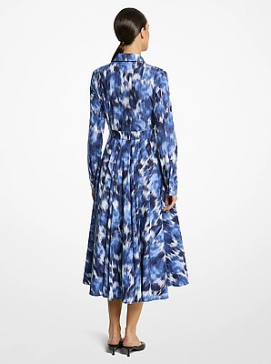 Vestido camisero de popelina de algod&oacute;n chin&eacute; con motivo floral