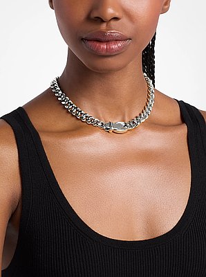 Collar de eslabones de cadena con dise&ntilde;o de hebilla