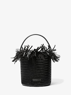 Bolso tipo cubo Salerno de cuero de becerro tejido con flecos