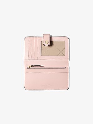 Billetera plegable Jet Set Travel mediana de piel granulada