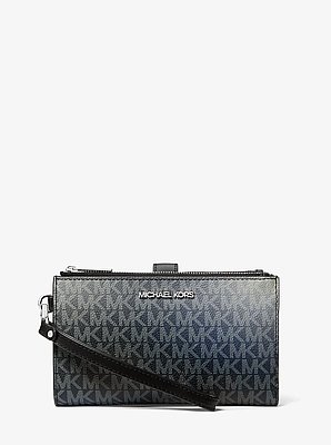 Jet Set Large Ombr&eacute; Signature Logo Wristlet