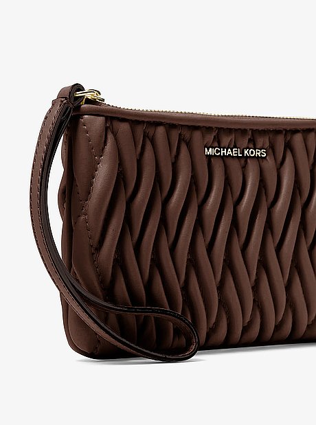 Bolso de pulsera Jet Set Travel peque&ntilde;o con matelass&eacute;